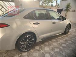 تۆیۆتا کۆرۆلا